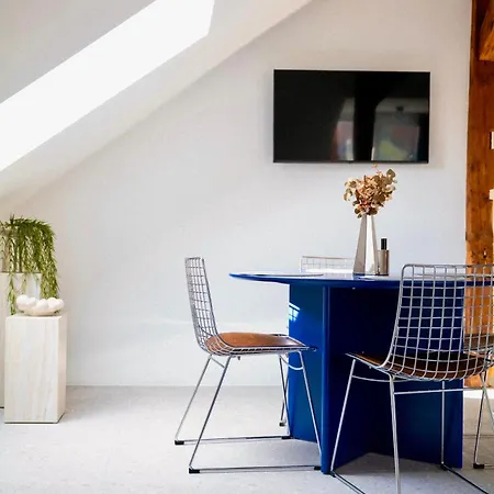 Oldtown Design - Near - Schlossberg View - By Casa Momo Apartment *