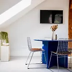 Oldtown Design - Near - Schlossberg View - By Casa Momo Apartment *