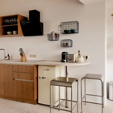 Διαμέρισμα Brand New City Center Design Apartment - Near University- Schlossberg View - By Casa Momo