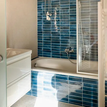 Διαμέρισμα Brand New City Center Design Apartment - Near University- Schlossberg View - By Casa Momo