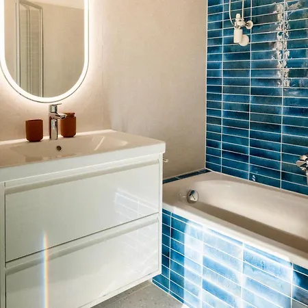 Апартаменты Brand New Center Design - Schlossberg View - By Casa Momo *